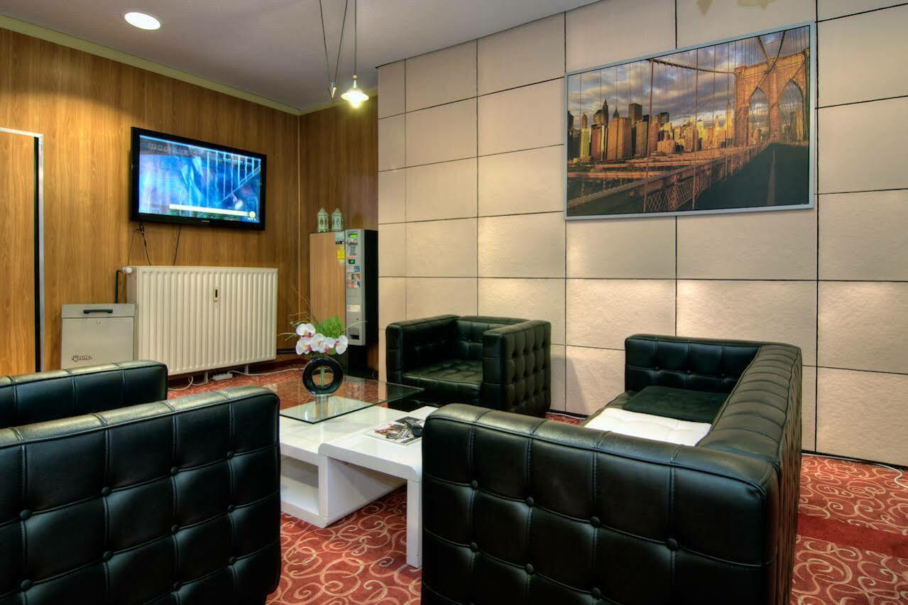 City Hotel Реклінггаузен Екстер'єр фото